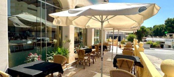 300m² Commercial property in Palma de Majorca, Spain No. 185904 2