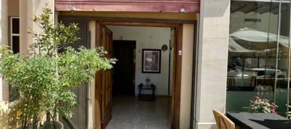 300m² Commercial property in Palma de Majorca, Spain No. 185904 11