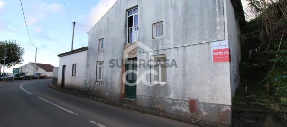 2 bedrooms House in Nordeste, Portugal No. 159154 2