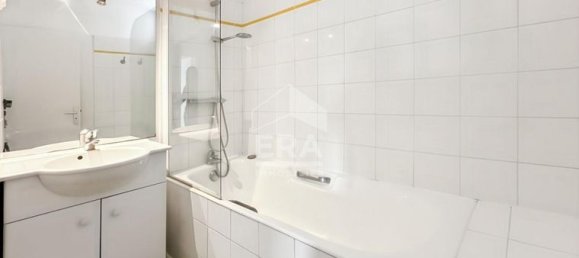2 bedrooms Apartment in Reims, France No. 305276 7