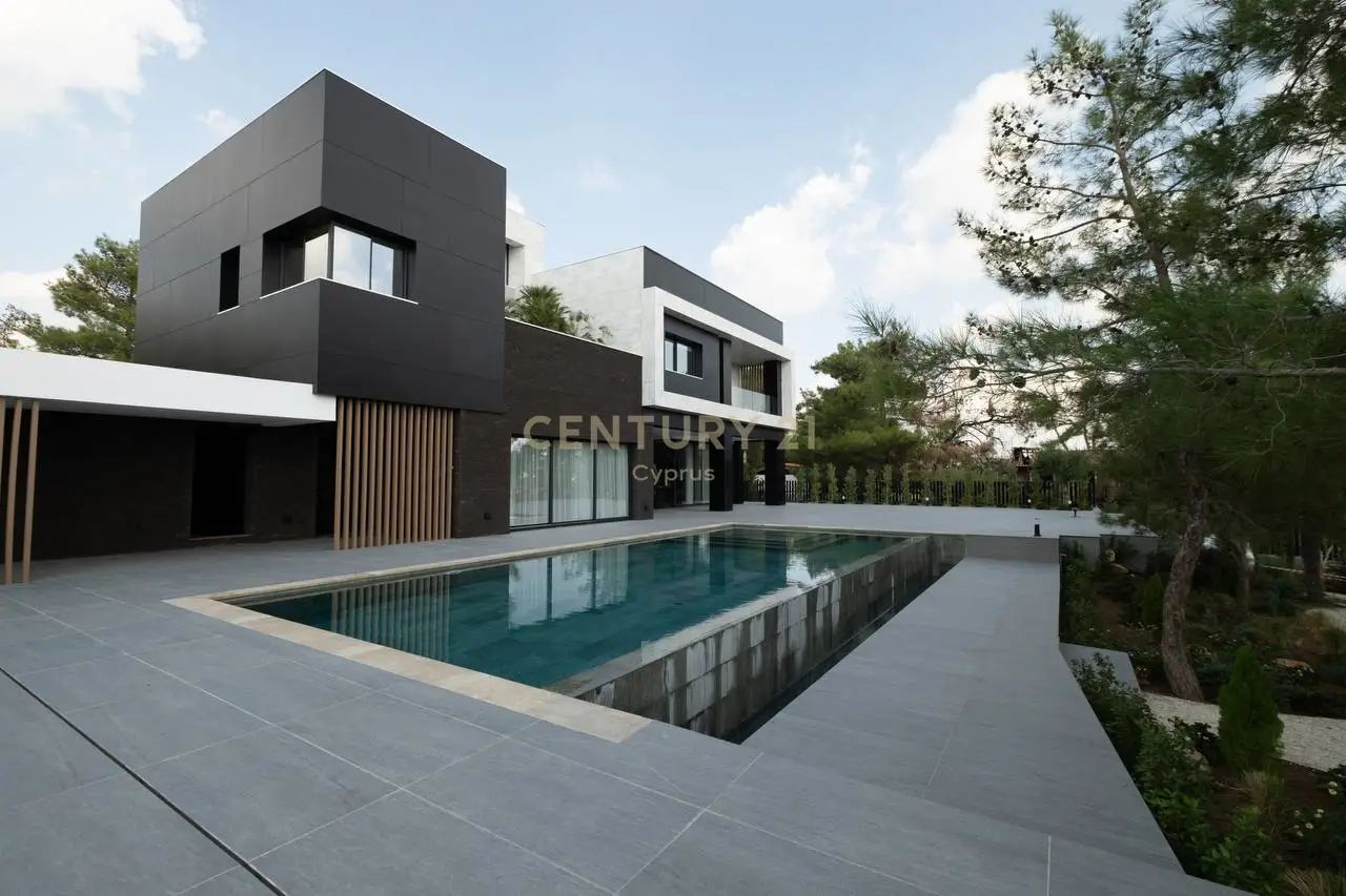 Вилла с 6 спальнями в Суни-Занакья, Кипр № 5818