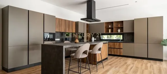 Вилла с 6 спальнями в Суни-Занакья, Кипр № 5818 9