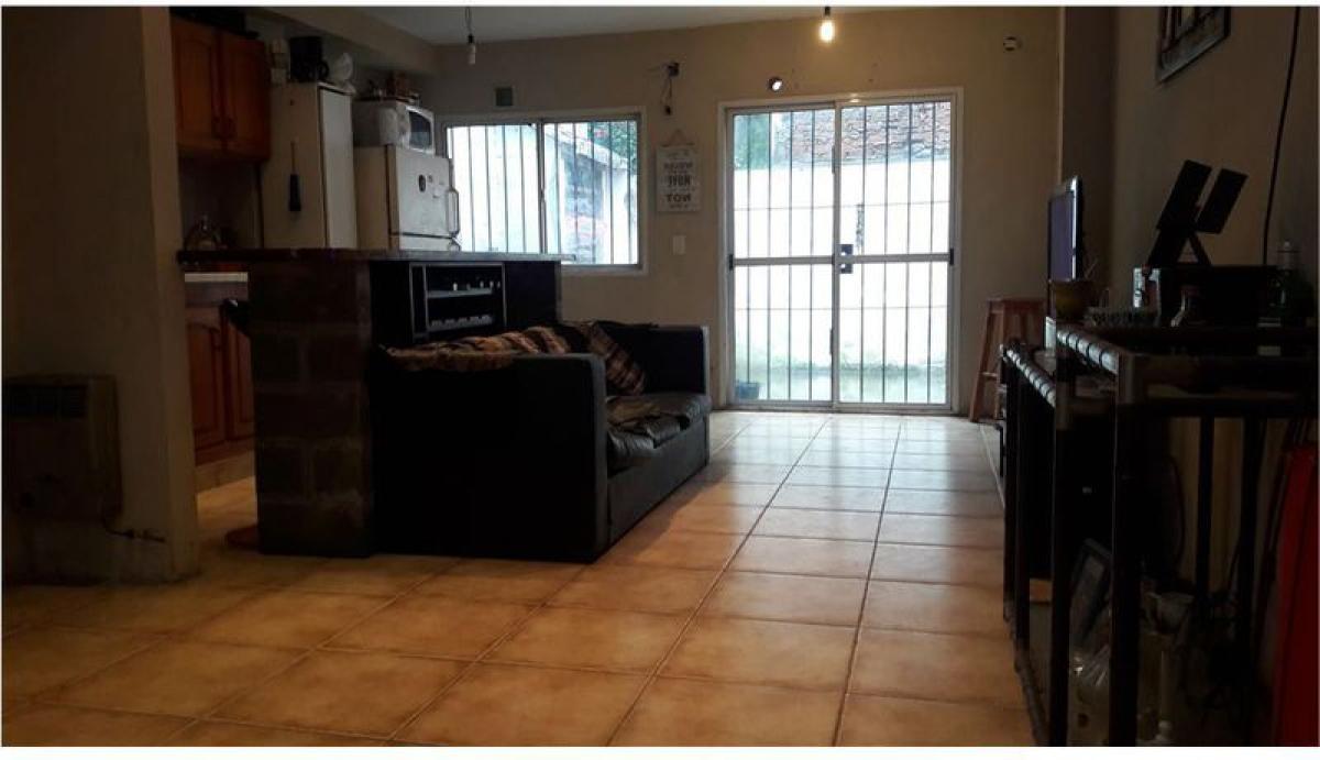 2 bedrooms House in Pilar, Argentina No. 57109