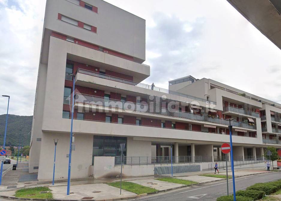 1 room Commercial property in Brescia, Italy No. 317995