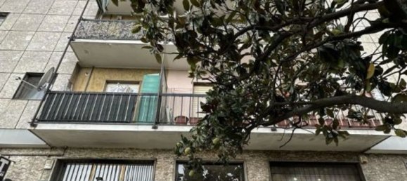 2 rooms Apartment in Cologno Monzese, Italy No. 122141 7