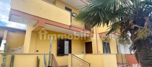 Villa de 4 dormitorios en Pomigliano d'Arco, Italy No. 286962 2