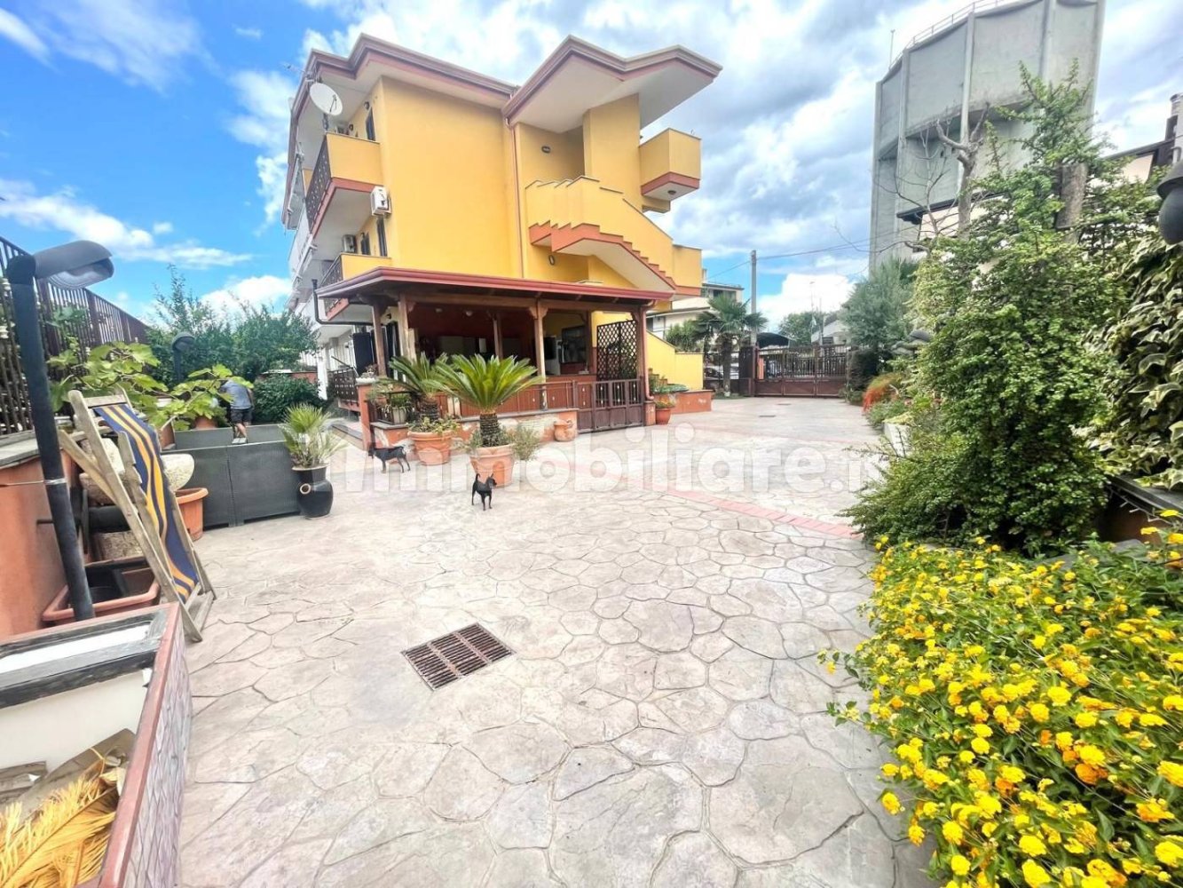 Villa de 4 dormitorios en Pomigliano d'Arco, Italy No. 286962