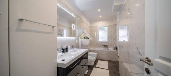 Дом с 2 спальнями в Минербио, Италия № 342843 16