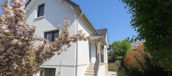 3 bedrooms House in Neuilly-sur-Marne, France No. 146330 9