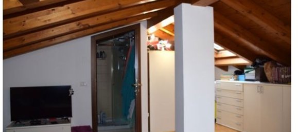 Duplex de 3 divisões em Bergamo, Italy N.º 257582 15