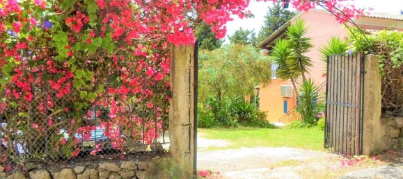 230m² Commercial property for sale in Corfu, Central Corfu and Diapontian Islands, Corfu, Ionian Islands, Peloponnese, Western Greece and the Ionian, Greece № 4023 2