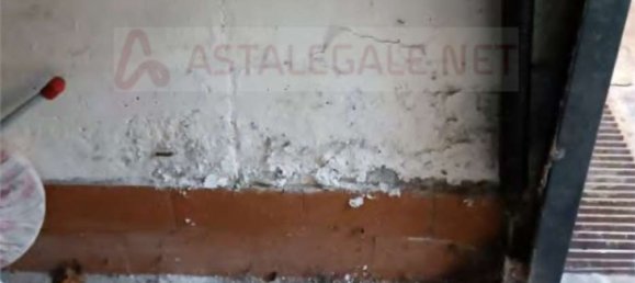 4 bedrooms Apartment in Monza, Italy No. 373793 5