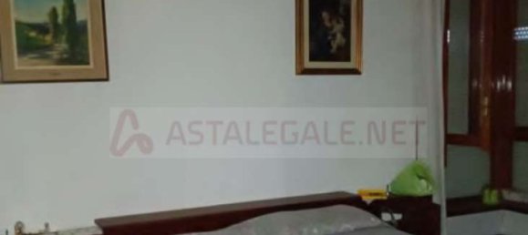 4 bedrooms Apartment in Monza, Italy No. 373793 19