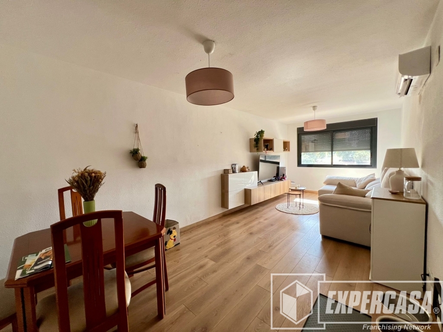 2 bedrooms Apartment in Valencia, Spain No. 156626