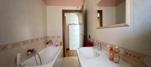 4 chambres Appartement à Cosenza, Italy No. 322959 11