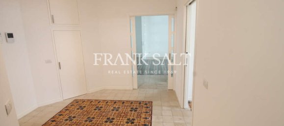 2 bedrooms Maisonette in Saint Julian's, Malta No. 9779 9