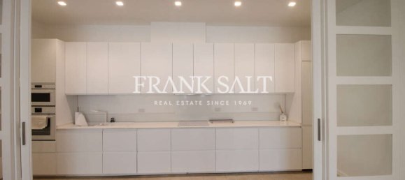 2 bedrooms Maisonette in Saint Julian's, Malta No. 9779 2