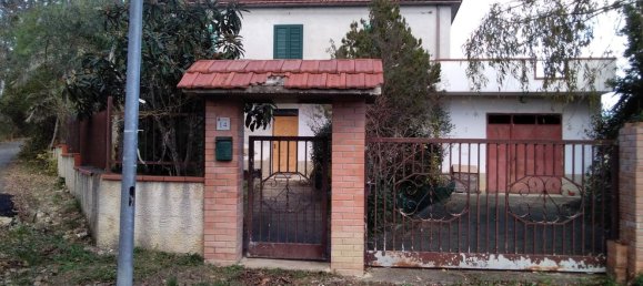 8 rooms House in Fara Filiorum Petri, Italy No. 254775 8