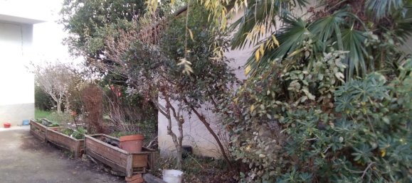 8 rooms House in Fara Filiorum Petri, Italy No. 254775 16