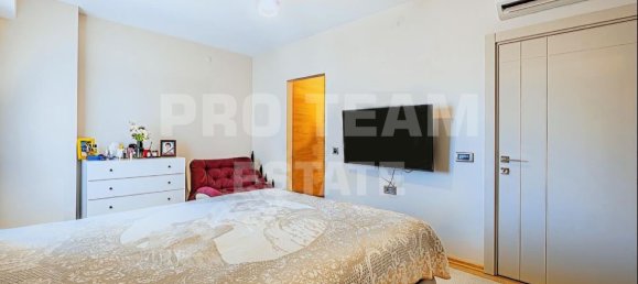 Квартира с 4 комнатами в Муратпаша, Турция № 18790 18