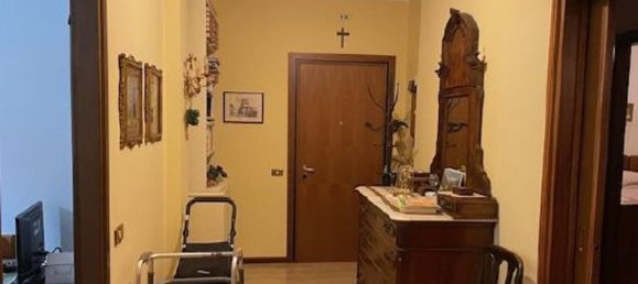4 rooms Apartment in San Donà di Piave, Italy No. 15462 7