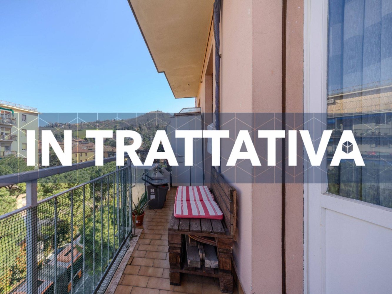 3 rooms Apartment in Casalecchio di Reno, Italy No. 228954