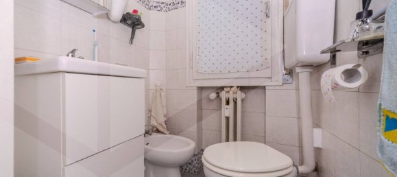 3 rooms Apartment in Casalecchio di Reno, Italy No. 228954 17