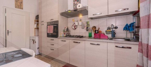 3 rooms Apartment in Casalecchio di Reno, Italy No. 228954 8