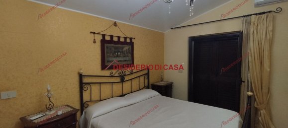 3-Zimmer Wohnung in Santo Stefano di Camastra, Italy, Nr. 283373 12