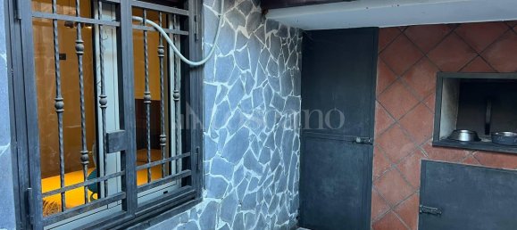 Квартира с 3 комнатами в Катания, Италия № 75611 11