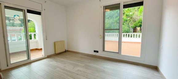 6 bedrooms House in Sant Fost de Campsentelles, Spain No. 71380 32