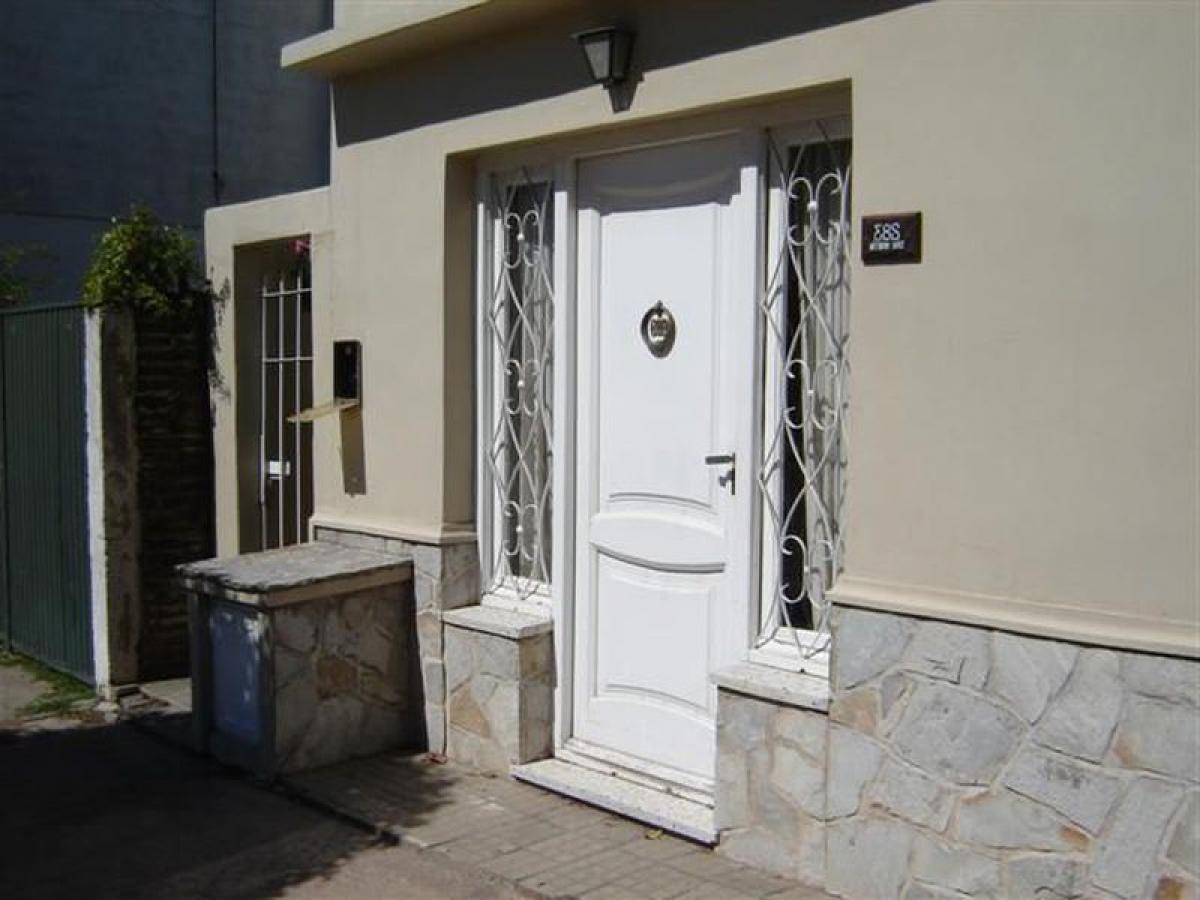 Studio in Coronel Suarez, Argentina No. 7621