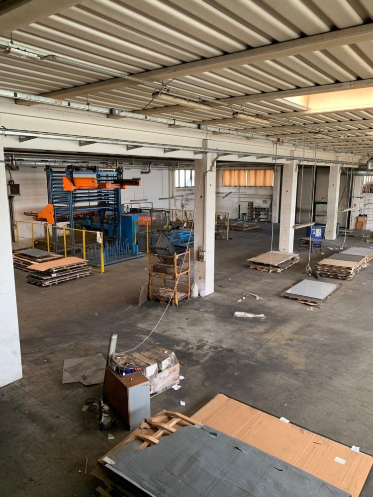 Almacén en Campodarsego, Italy 3270 m² No. 354569