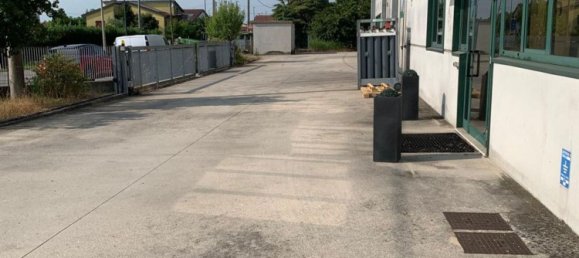 Almacén en Campodarsego, Italy 3270 m² No. 354569 19