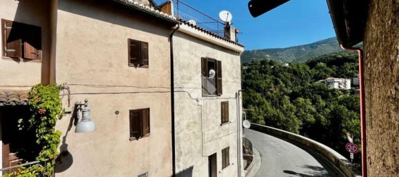 4 bedrooms Apartment in Subiaco, Italy No. 318829 14