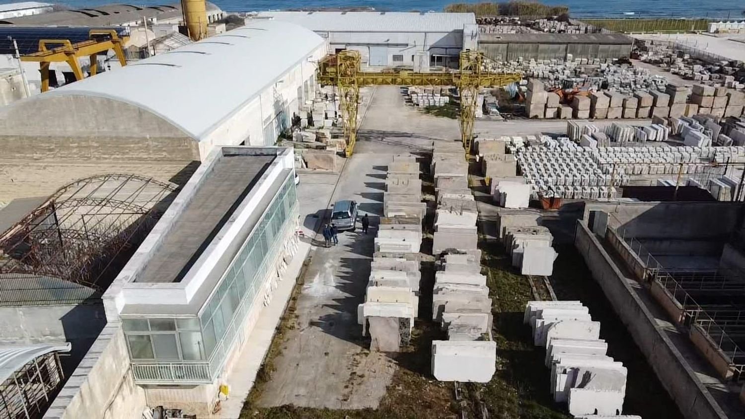 Armazém em Trani, Italy 2100 m² N.º 75361