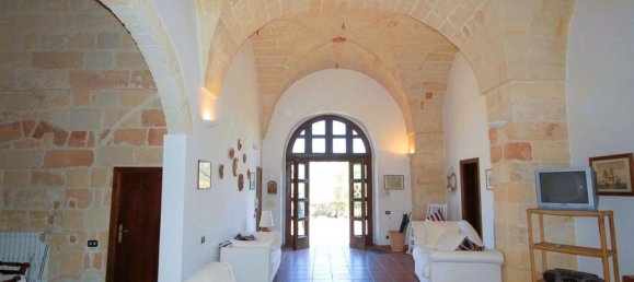 3 bedrooms House in San Donato di Lecce, Italy No. 371567 2