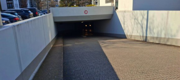  Parking in Nuremberg, Germany No. 239761 6