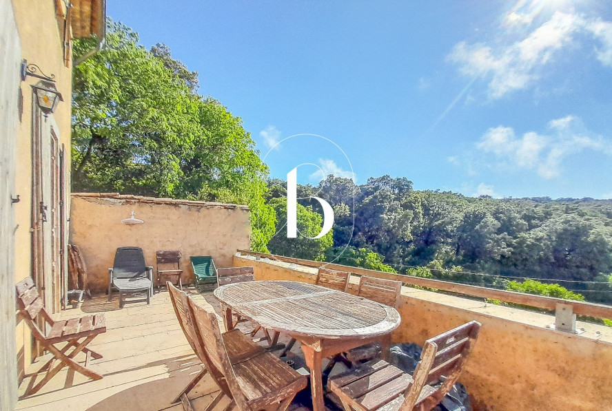 3 bedrooms Townhouse in Gard, France No. 348824