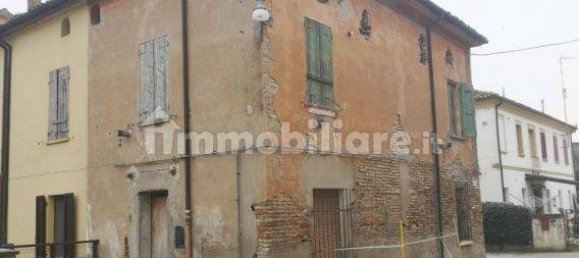 4 غرف نوم شقة في Argenta, Italy رقم 25084 2