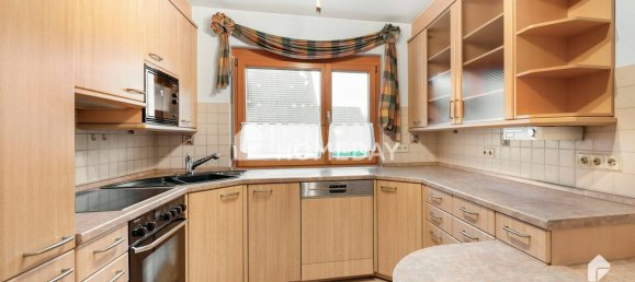 8 rooms House in Baden-Wurttemberg, Germany No. 79944 24