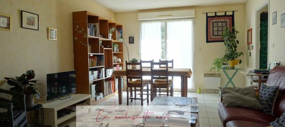 2 bedrooms Apartment in Saint-Fulgent, France No. 357667 2