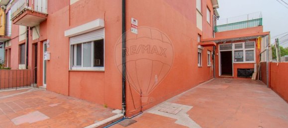 6 bedrooms House in Rio Tinto, Portugal No. 26701 29