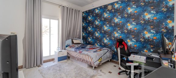 4 Schlafzimmer Villa in Meadows, UAE, Nr. 28459 10