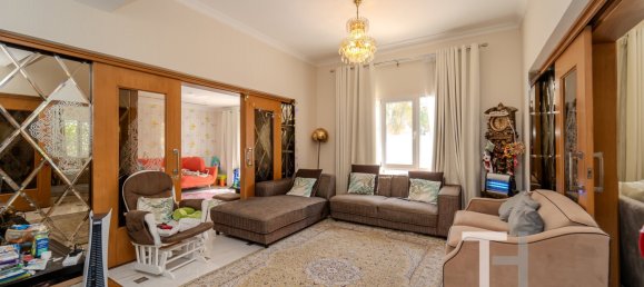 4 Schlafzimmer Villa in Meadows, UAE, Nr. 28459 4