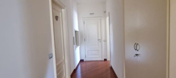 21 room Villa in Civitanova Marche, Italy No. 8663 8