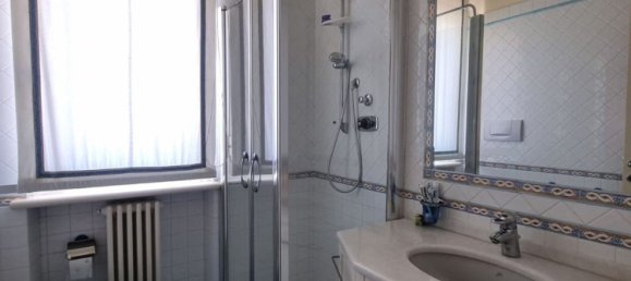 21 room Villa in Civitanova Marche, Italy No. 8663 24