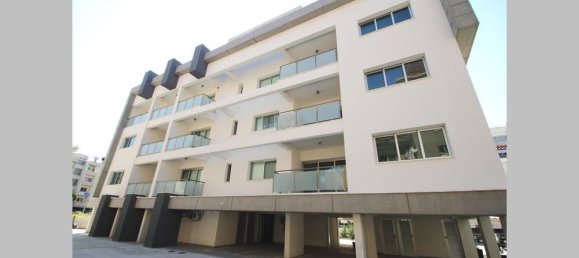 1 bedroom Apartment in Limassol, Cyprus No. 32224 4