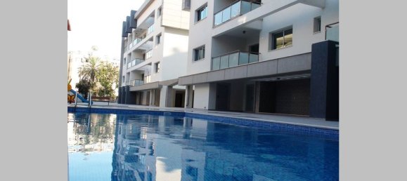 1 bedroom Apartment in Limassol, Cyprus No. 32224 2