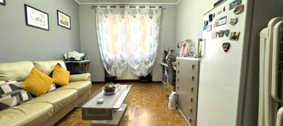 Квартира с 4 комнатами в Кивассо, Италия № 5604 26